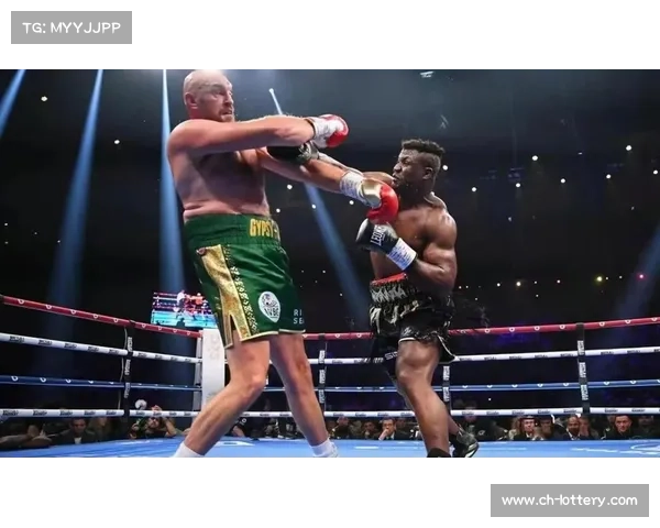 泰森富里宣布与UFC联合举办跨界表演赛引发拳击与综合格斗界热议 泰森富里宣布与UFC联合举办跨界表演赛引发拳击与综合格斗界热议