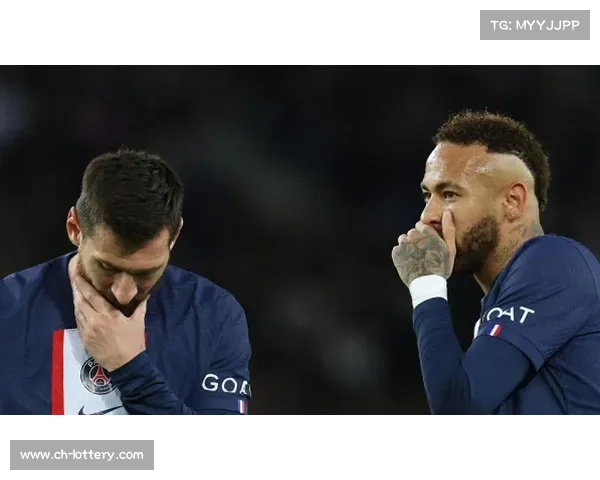 VAR技术再引争议,德甲裁判执法标准是否需要统一规范 VAR技术再引争议,德甲裁判执法标准是否需要统一规范